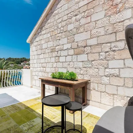 Riva Marina Hvar Otel