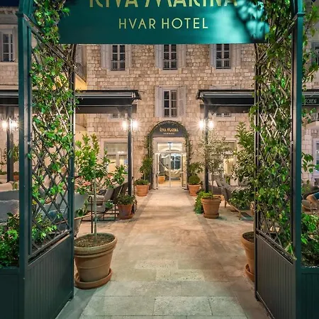 Riva Marina Hvar 4*
