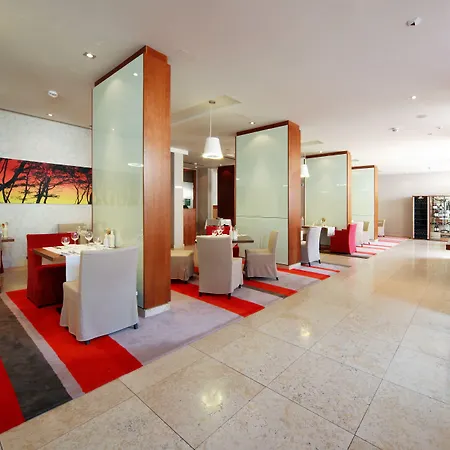 Riva Marina Hvar Hvar Town