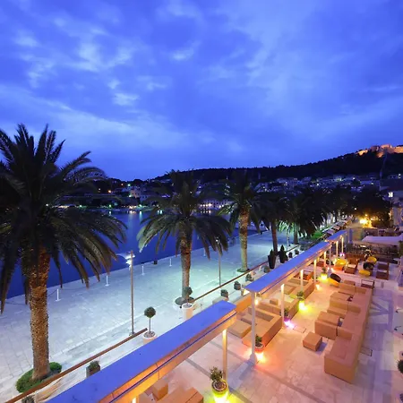 Riva Marina Hvar 4*