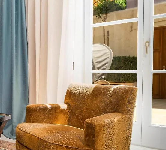 Hotel Riva Marina Hvar 4*