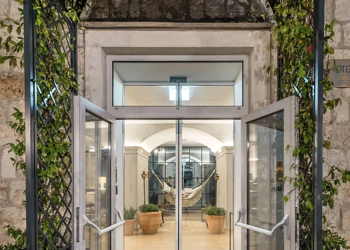 Riva Marina Hvar Hotel 4*